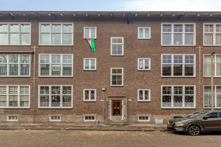 Tapuitstraat 37B in Rotterdam foto