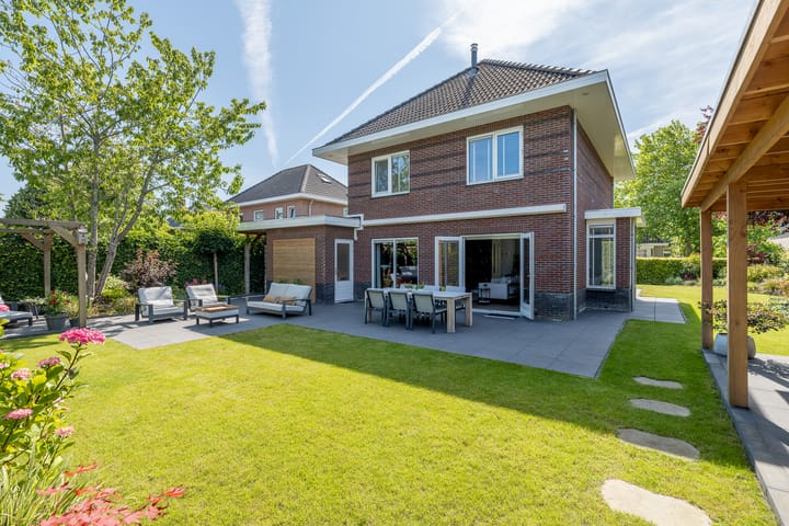 Tautenburg 44 in Lelystad foto