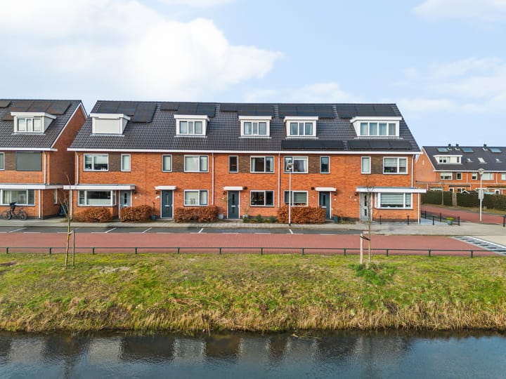 Taxushaag 18 in Voorhout