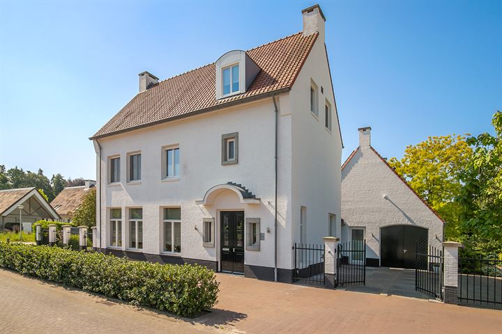 Tegenbosch 16 in Eindhoven foto