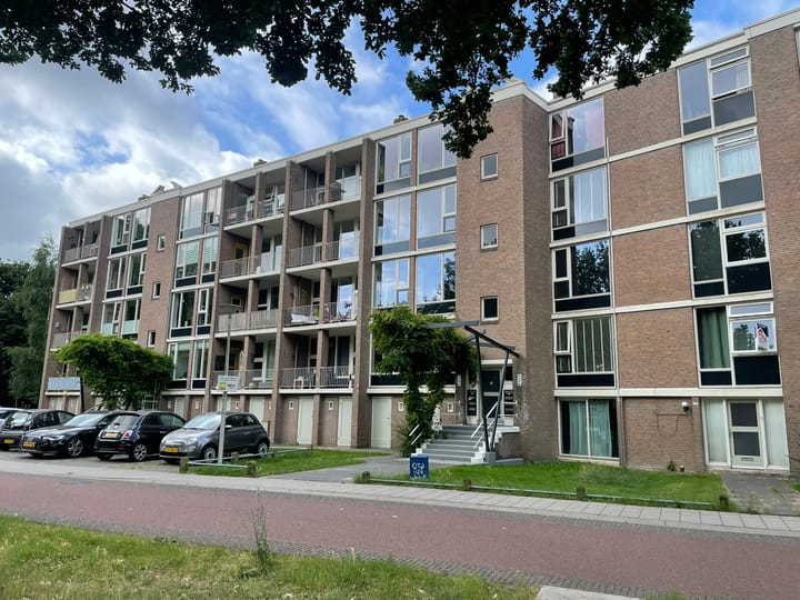 Ten Oeverstraat 142 in Zwolle foto