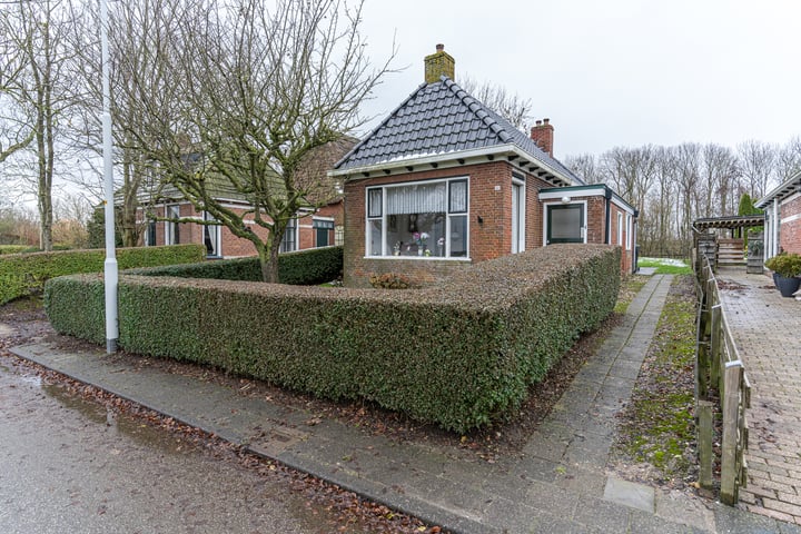 Ternaarderwei 46 in Wierum foto