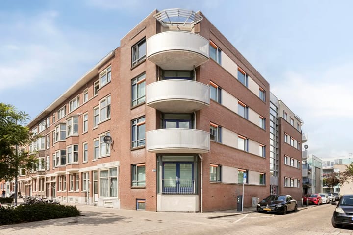 Teylerstraat 14 in Schiedam foto