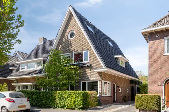 Theresialaan 42 in Vught foto