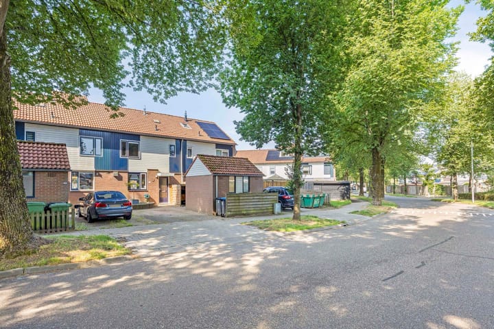 Tilburgweg 17 in Arnhem foto