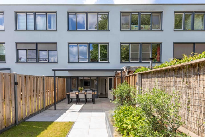 Tilligtebrink 18 in Enschede foto