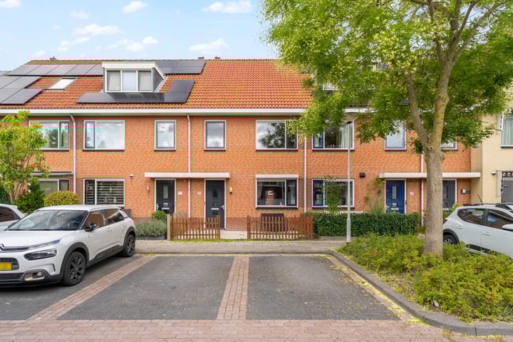 Titanium 40 in Rhoon