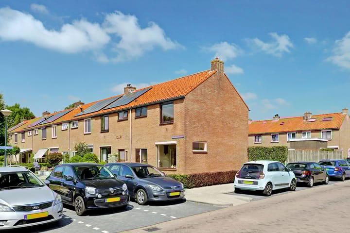 Titus Brandsmastraat 18 in Oudewater foto