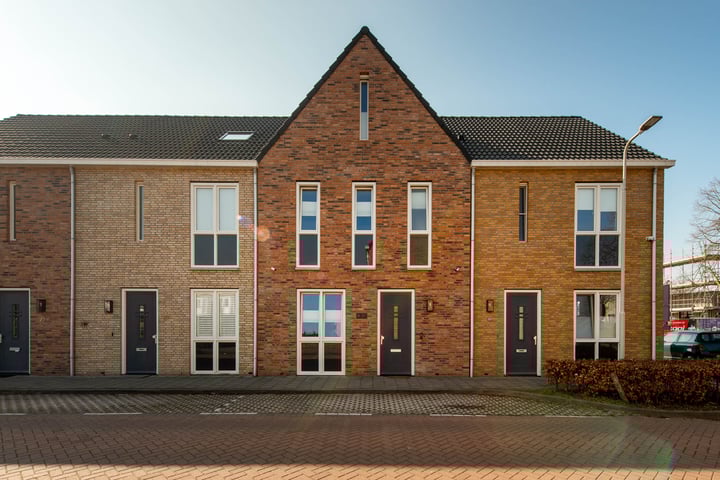 Titus Brandsmastraat 31 in Roosendaal