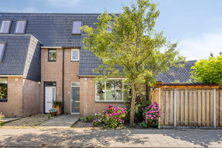 Tjalk 38 60 in Lelystad foto