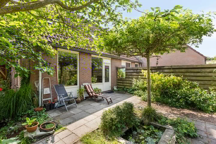 Tjariet 39 in Veendam foto