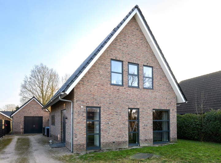 Tjitze de Boerstrjitte 5 in Wirdum foto