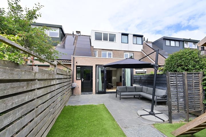 Tjonger 21 in Huizen foto