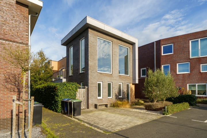 Toenzalstraat 13 in Almere foto