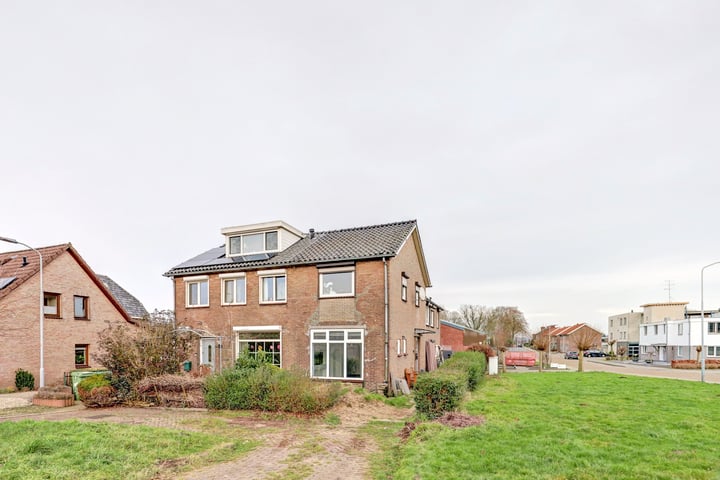 Tolhuisstraat 28 in Lobith foto