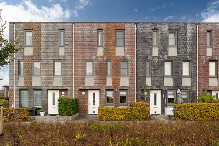 Tolhûswei 72 in Leeuwarden foto