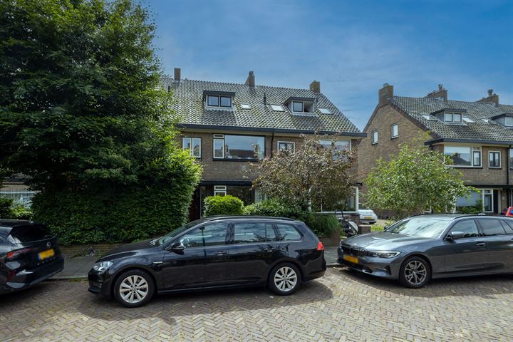 Toorenveltstraat 20 in Oegstgeest foto