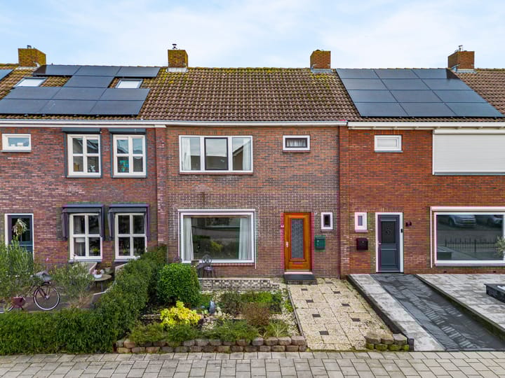 Topshoofd 21 in Urk foto