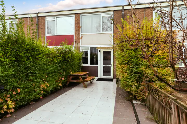 Toverfluitstraat 11 in Hoogvliet Rotterdam foto