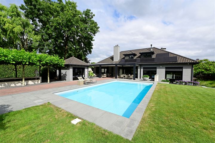 Trambaan 29 in Boven-Leeuwen foto