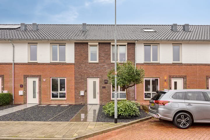 Trambaan 9 in Lengel foto