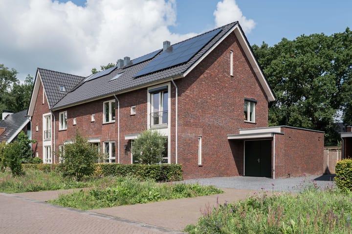 Trientje Timmerstraat 76 in Putten foto