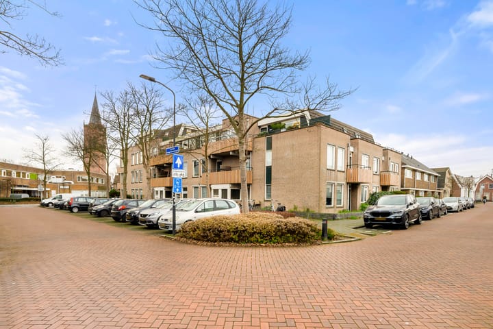 Trijntje Kemp-Haanstraat 94 in Beverwijk