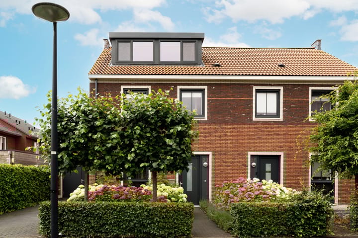 Troffel 23 in Dronten foto