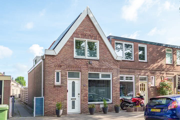 Trompstraat 192 in IJmuiden foto