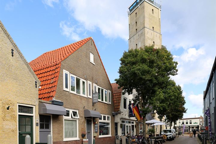 Trompstraat 6 in West-Terschelling foto