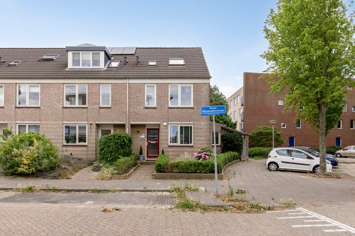 Truus Wijsmullerstraat 17 in Pijnacker foto