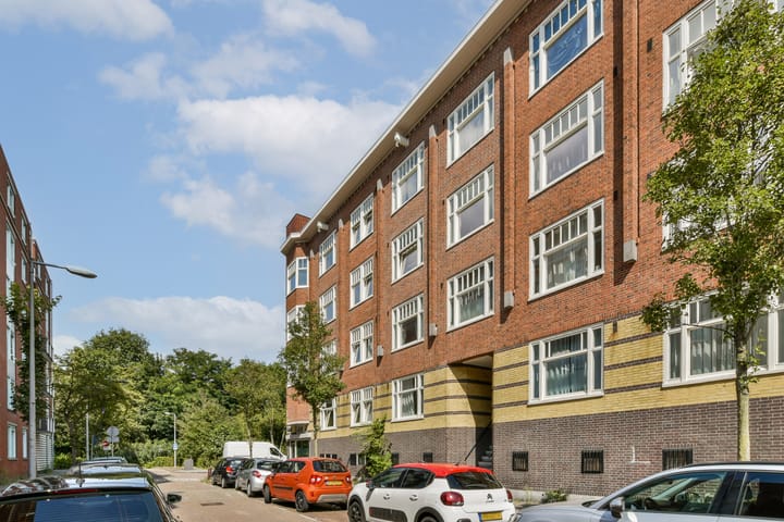 Tugelaweg 76A-2 in Amsterdam foto