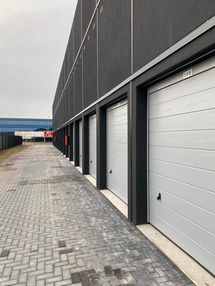 Tuinbouwveilingweg 5-A48 in Breda foto