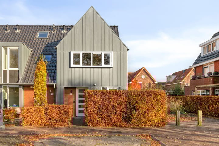 Tuinwal 30 in Zwolle foto