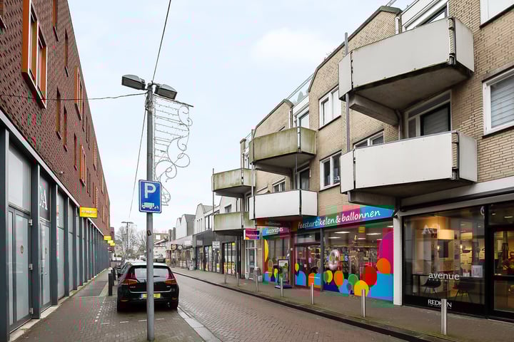 Tuinweg 16 in Hoofddorp foto