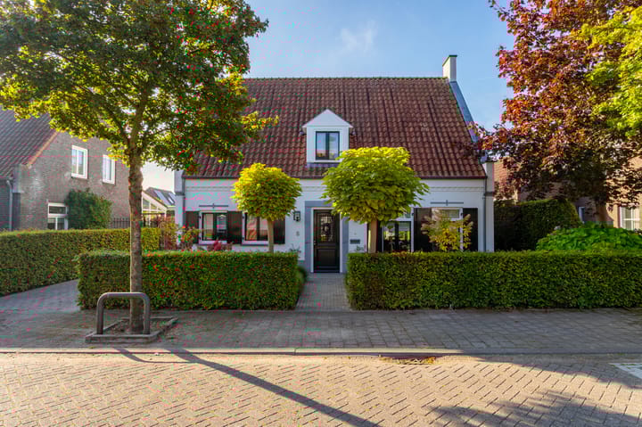 Turfhoeve 8 in Helmond foto