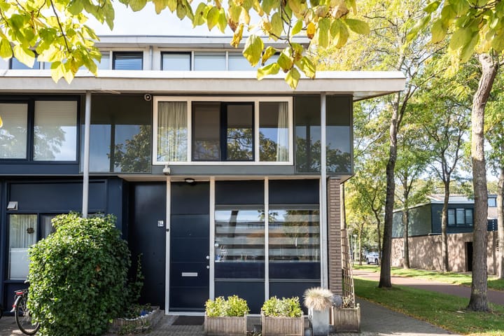 Turnhoutplantsoen 54 in Amsterdam foto