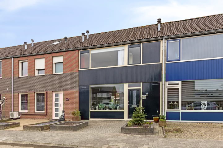 Twijnstop 55 in Emmer-Compascuum foto