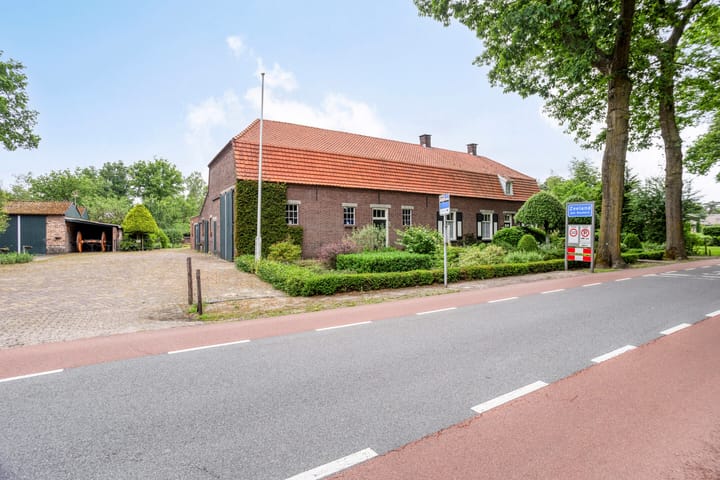 Udenseweg 24 in Zeeland foto