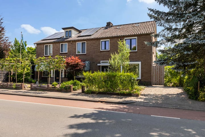 Ugchelseweg 127 in Ugchelen foto