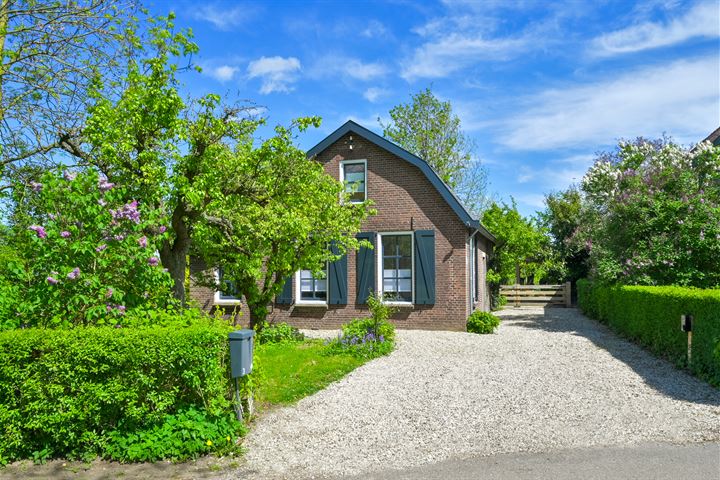 Uiterdijk 3 in Geldermalsen foto