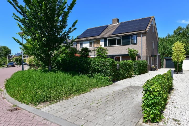 Uiterdijksehof 52 in Nederhorst den Berg foto