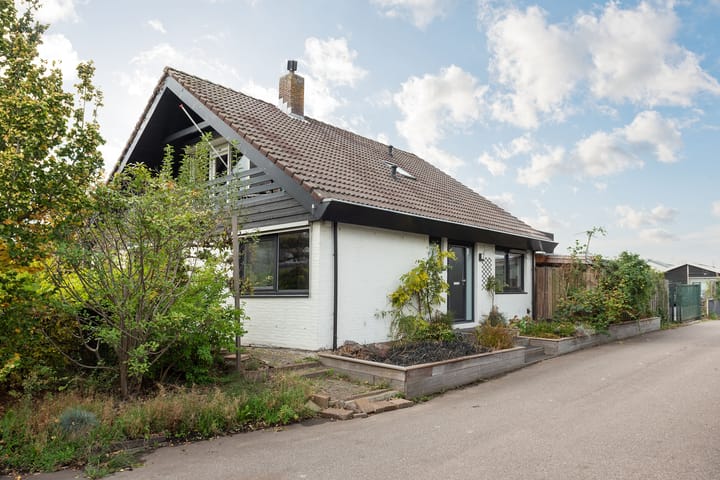 Uiterweg 272 in Aalsmeer foto