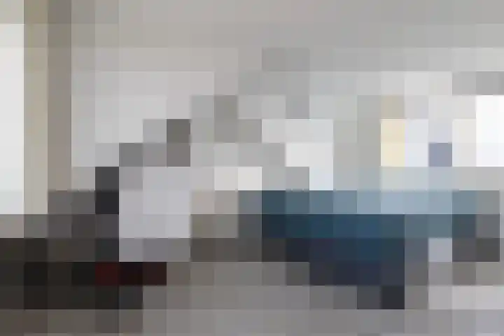 Uniabuert 16 Stiens thumbnail 17