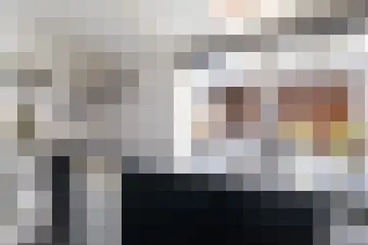 Uniabuert 16 Stiens thumbnail 7