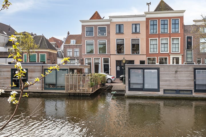 Utrechtse Veer 22 in Leiden foto