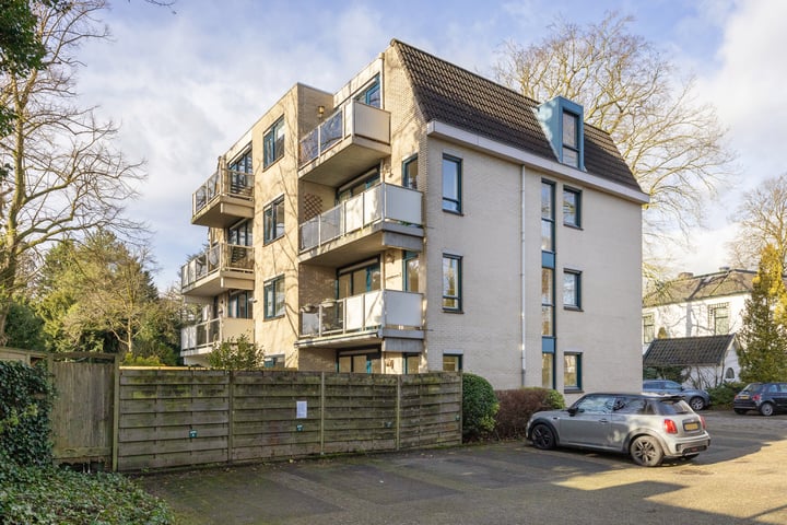 Utrechtseweg 13-8 in Hilversum foto