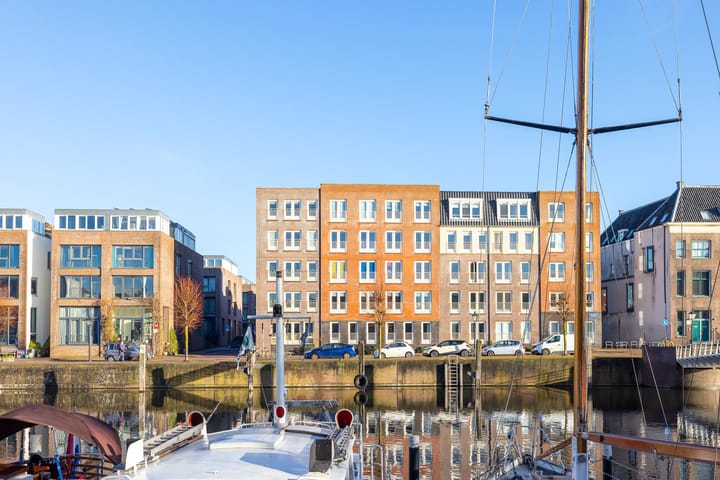 V.O.C.-plein 7 in Rotterdam foto