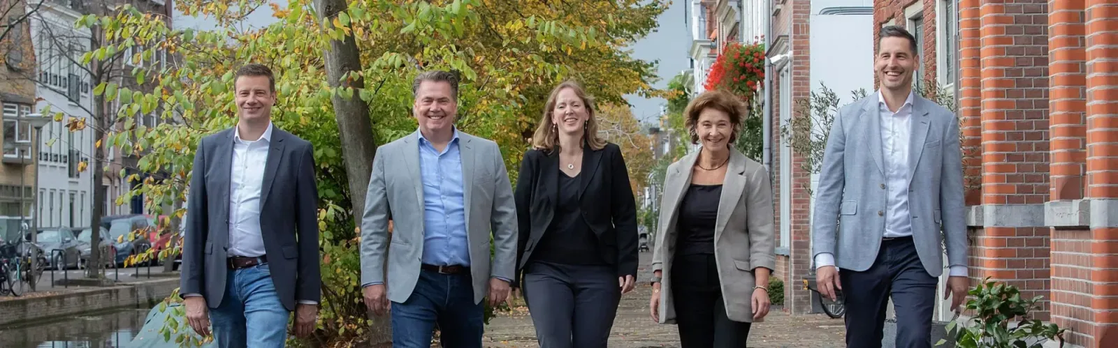 Photo d'équipe de V&W Makelaars Delft BV