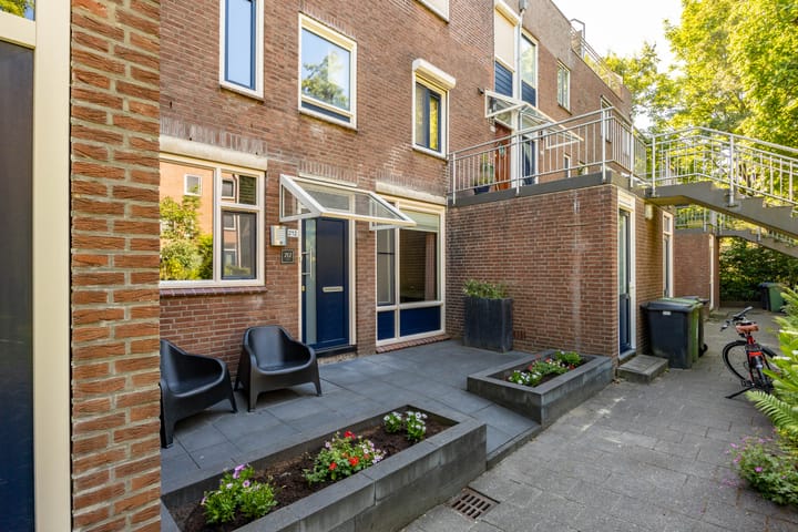 Vaargeul 212 in Groningen foto